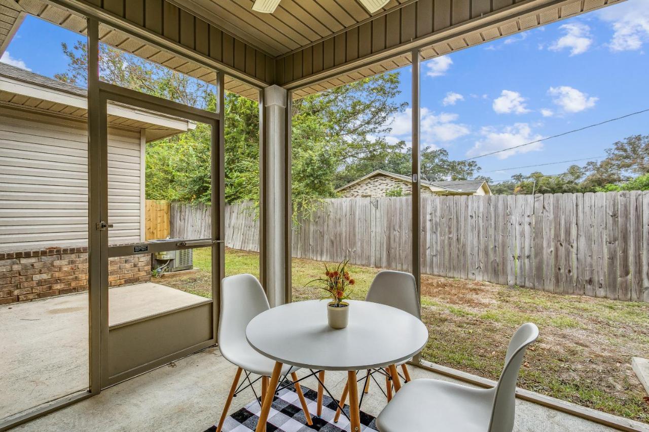 Lovely Town-Home In ペンサコーラ エクステリア 写真